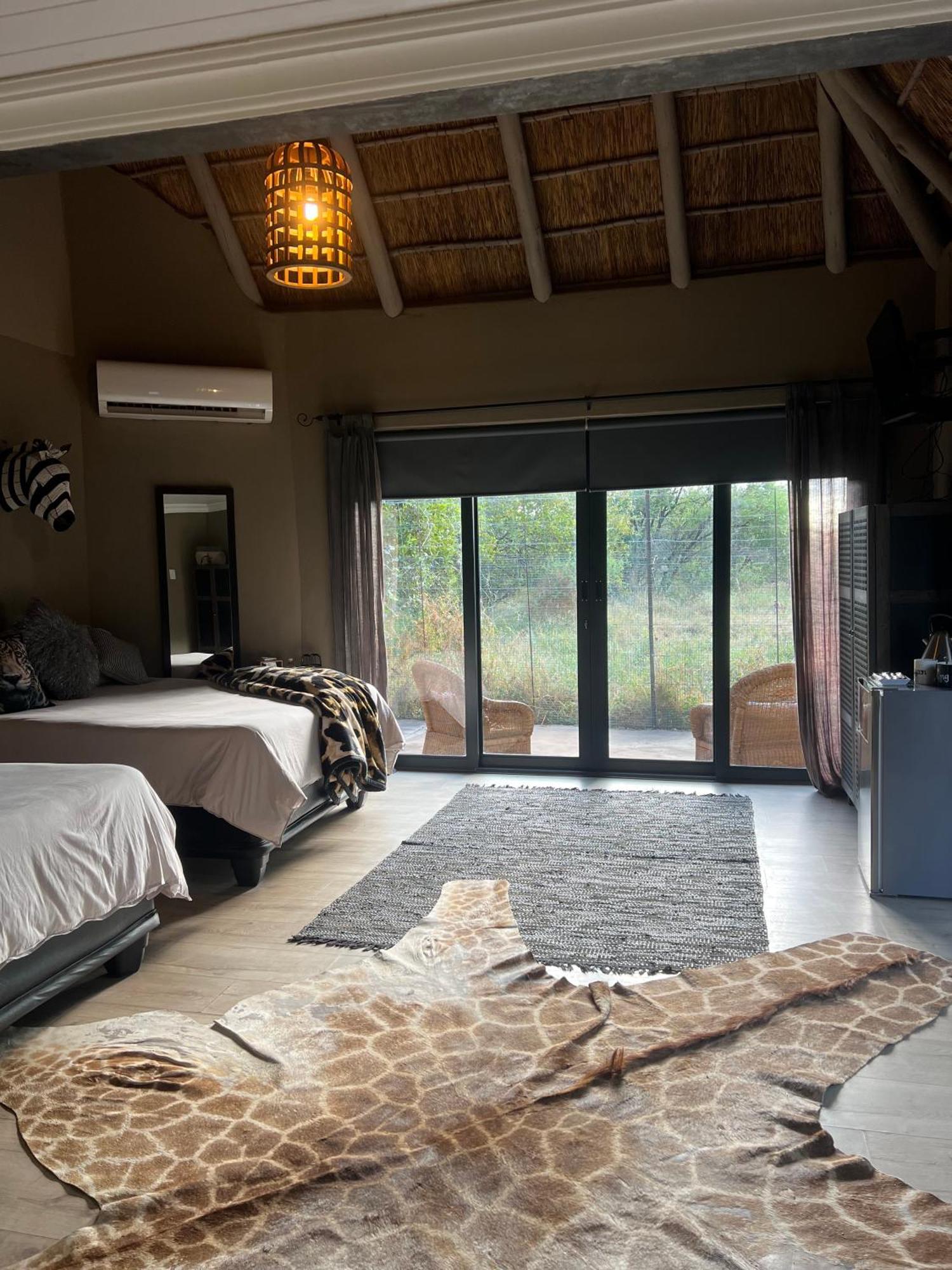 Simba Safaris African Pride Exotic Lodge Lephalale エクステリア 写真
